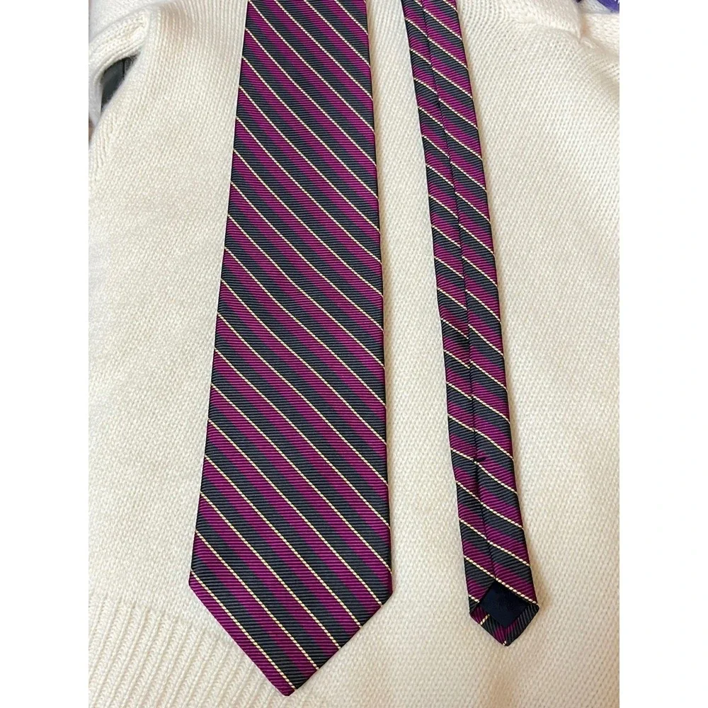 Brooks Brothers Makers All Silk Striped Tie Hand Made in USA Woven in‎ England